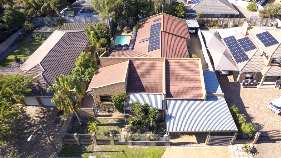 4 Bedroom Property for Sale in Rouxville Western Cape